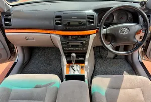 Toyota Mark II 2000 Silver