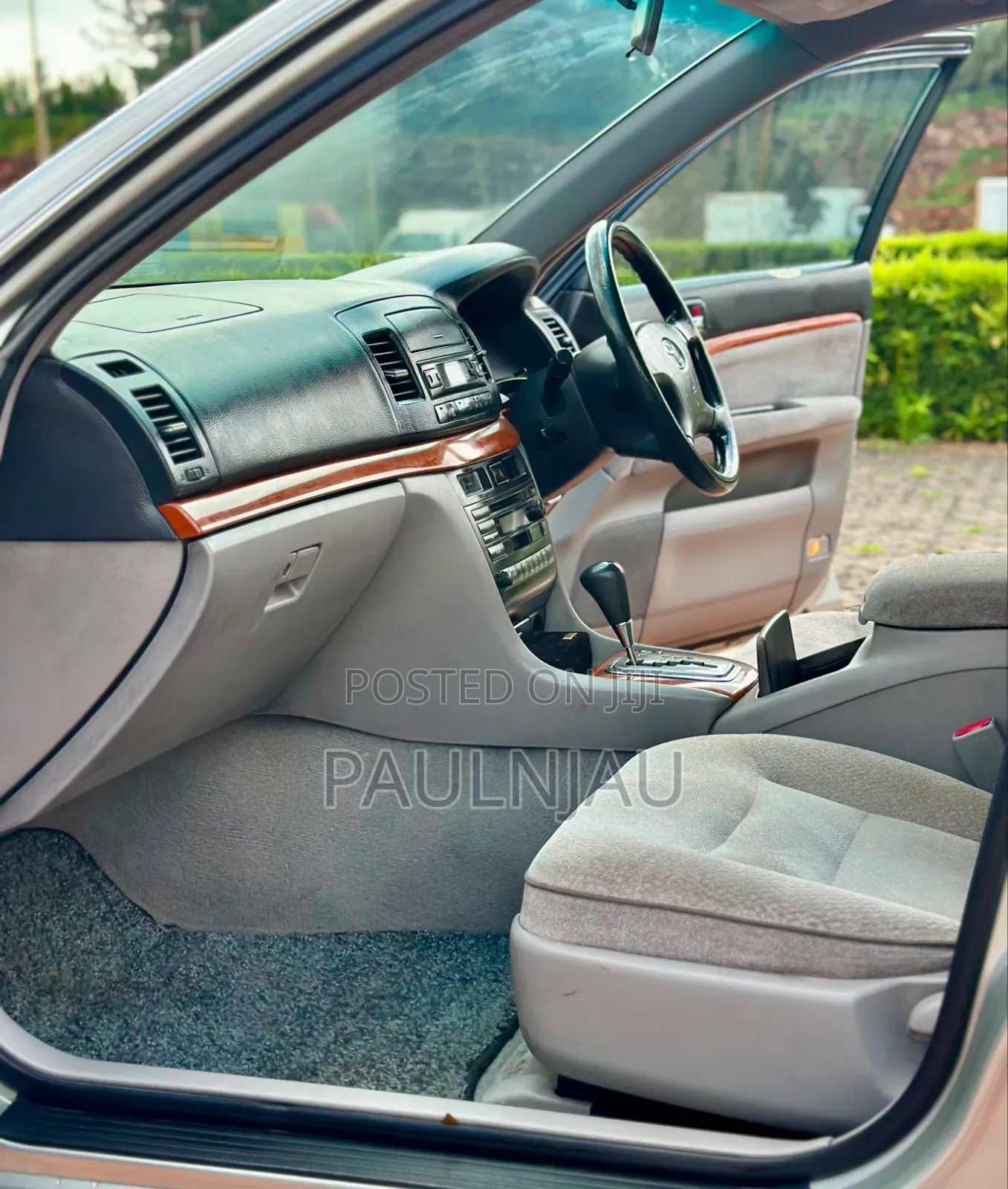 Toyota Mark II 2000 Silver