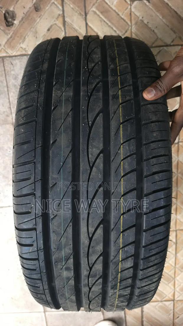 245/45r17 Double King