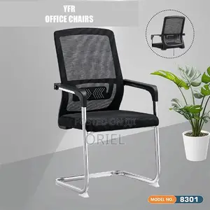 Office Chair : Black Mesh Boardroom Meeting Office Chair