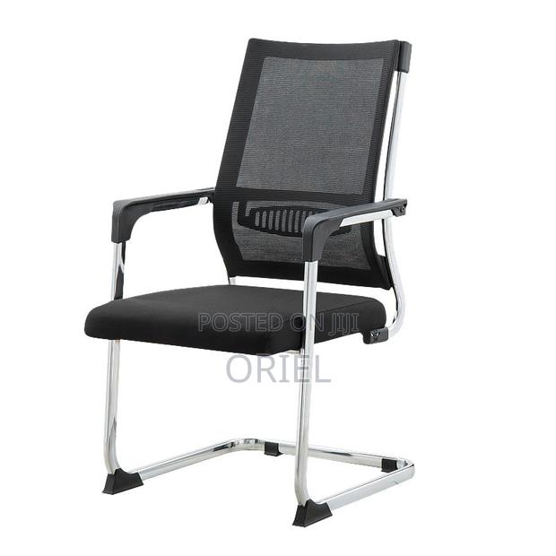 Office Chair : Black Mesh Boardroom Meeting Office Chair - thumbnail 8