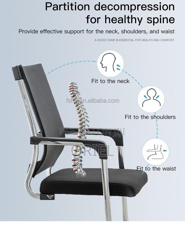 Office Chair : Black Mesh Boardroom Meeting Office Chair - thumbnail 13