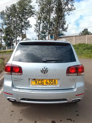 Volkswagen Touareg TDI Lux 2011 Silver