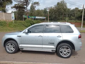 Volkswagen Touareg TDI Lux 2011 Silver