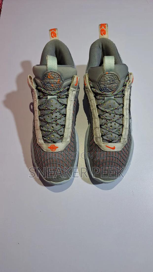 Basketball Shoes [Cosmic Unity] - thumbnail 2