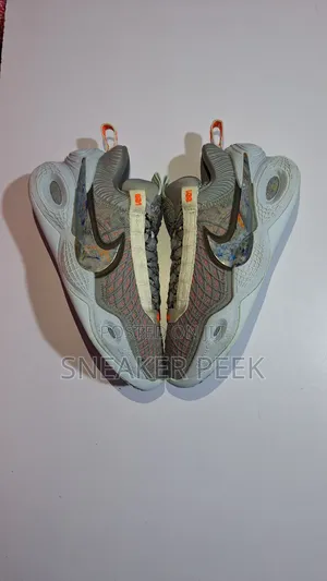 Basketball Shoes [Cosmic Unity]