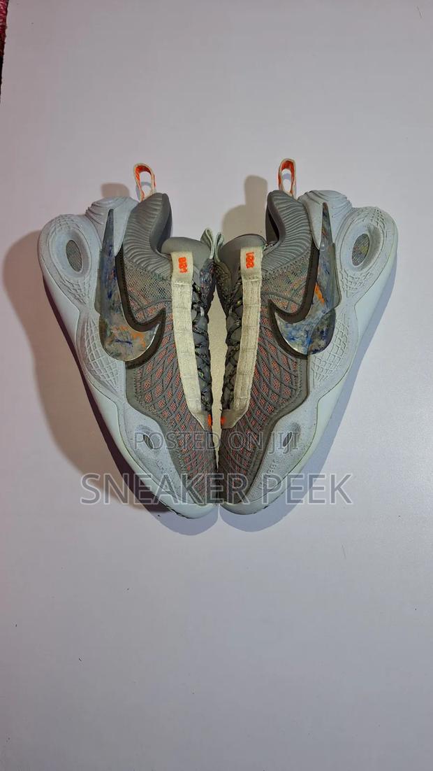 Basketball Shoes [Cosmic Unity] - thumbnail 3