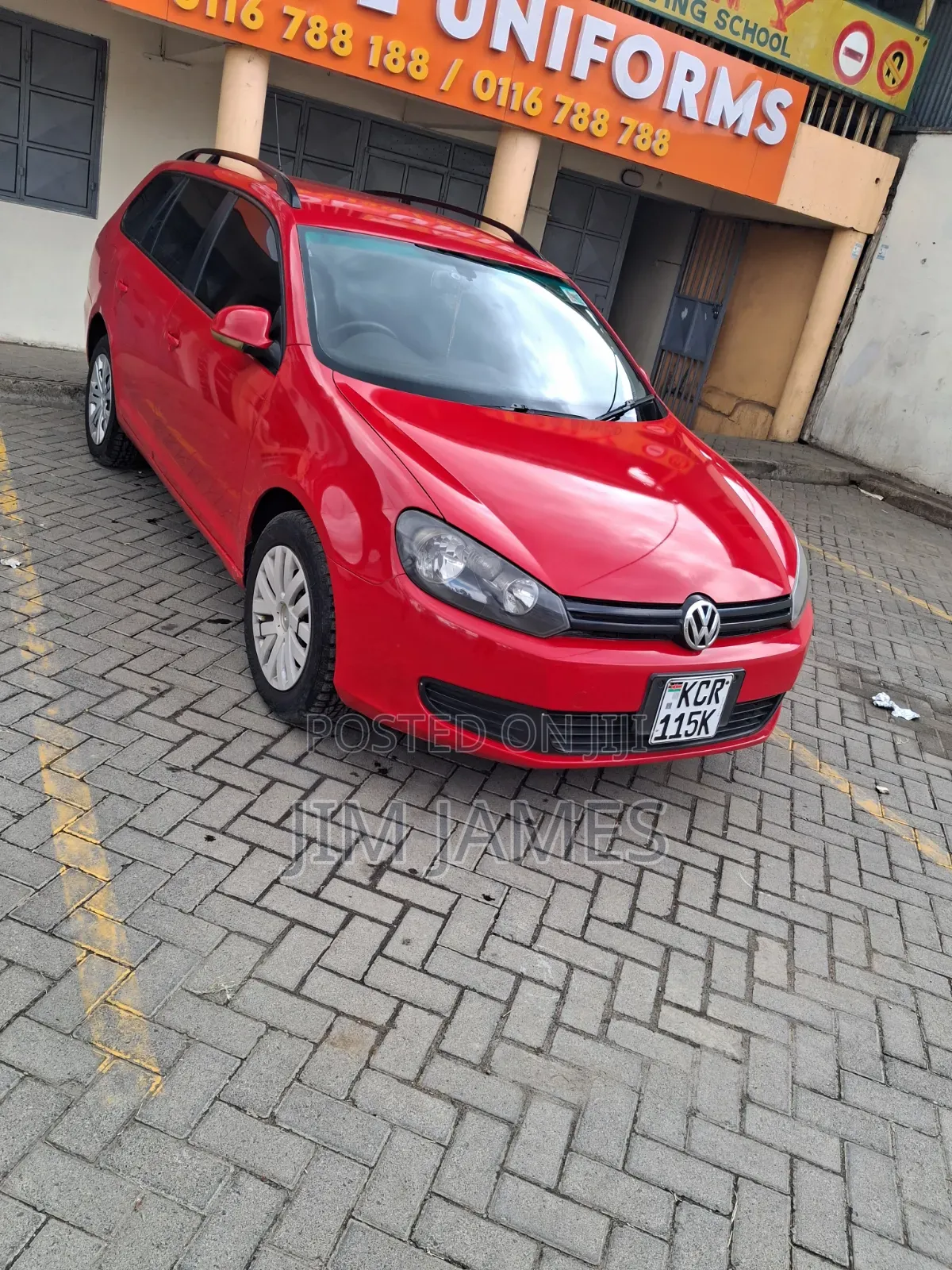 Volkswagen Golf Variant 2011 Red