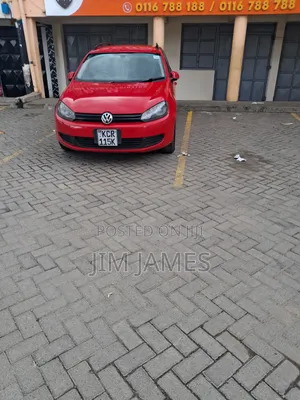 Volkswagen Golf Variant 2011 Red