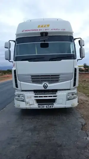 Trailer Truck for Delivery Accessible