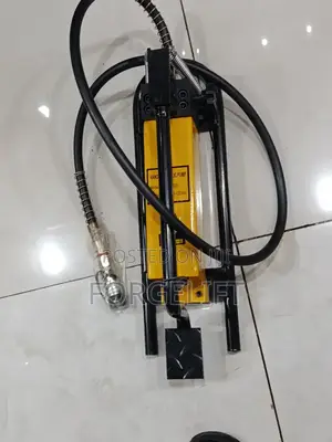 Manual Hydraulic Pump