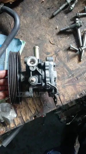 Power Steering Pump 4g15