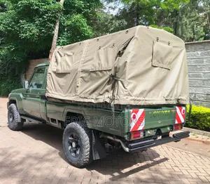 Toyota Land Cruiser 2022 Green