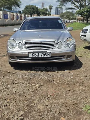 Mercedes-Benz E200 2005 Gray