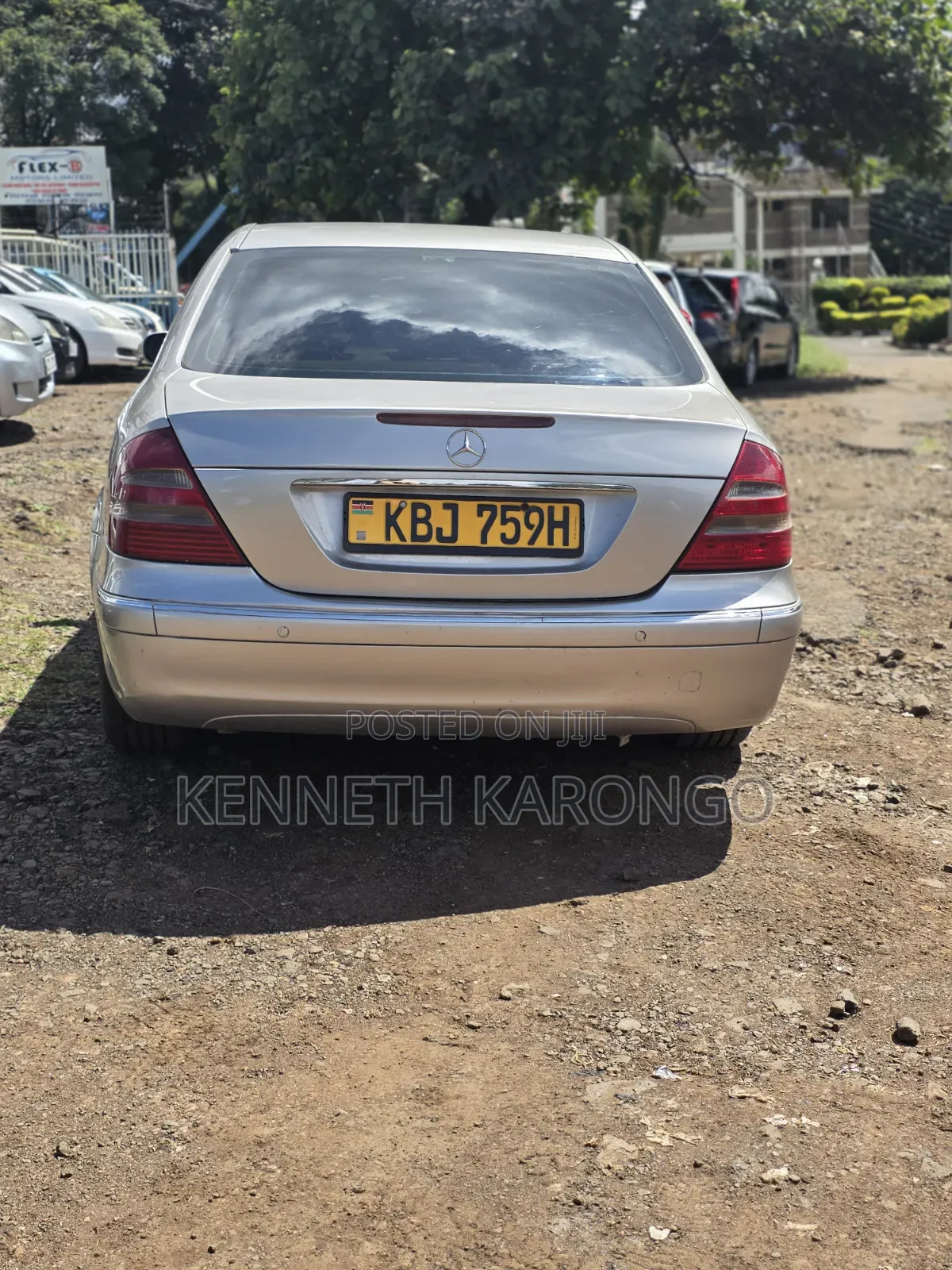 Mercedes-Benz E200 2005 Gray