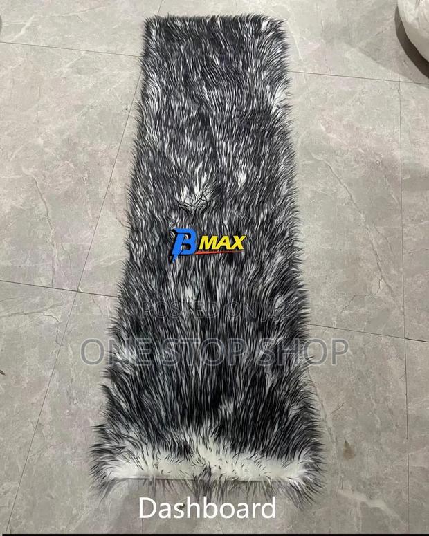 Mini Size Animal Fur Style Dashboard Cover Mats