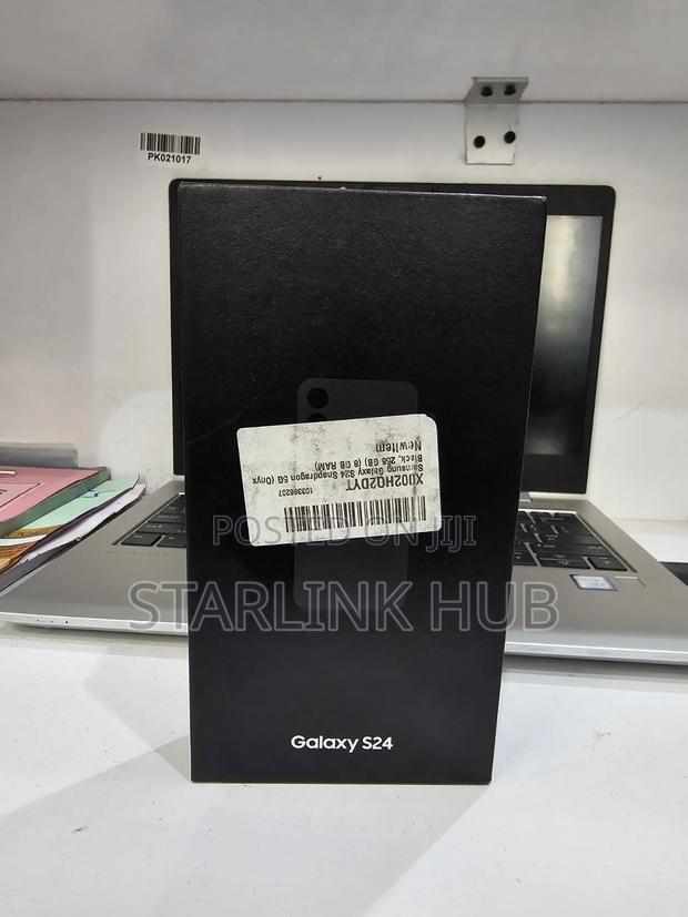 New Samsung Galaxy S24 256 GB Black - thumbnail 2