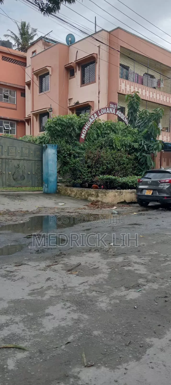 6bdrm Block of Flats in Majengo, Haile Selassie Rd for sale