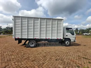 NPR Isuzu 2015