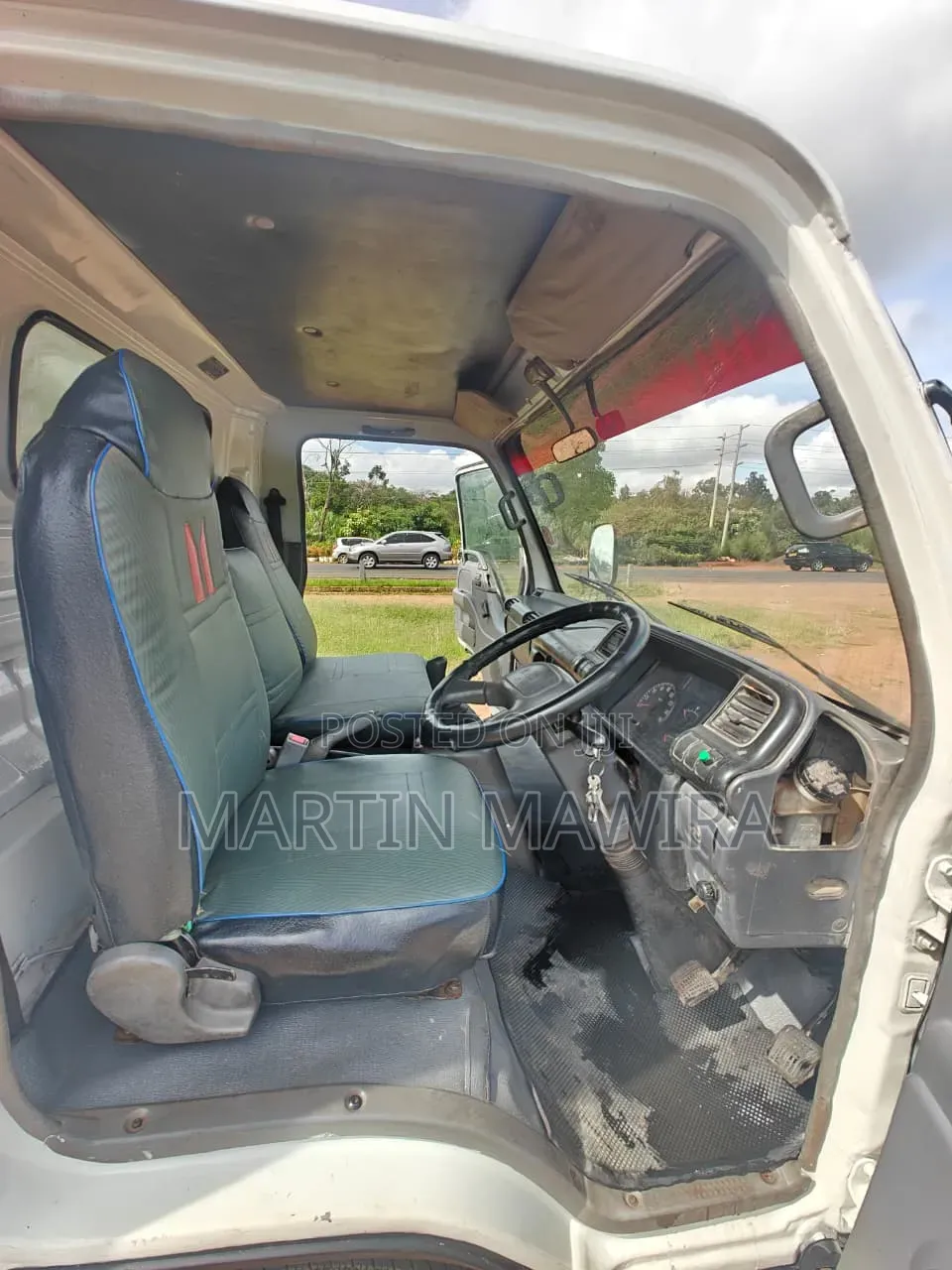 NPR Isuzu 2015