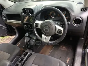 Jeep Compass Latitude 4dr SUV (2.0L 4cyl 6A) 2014 Black