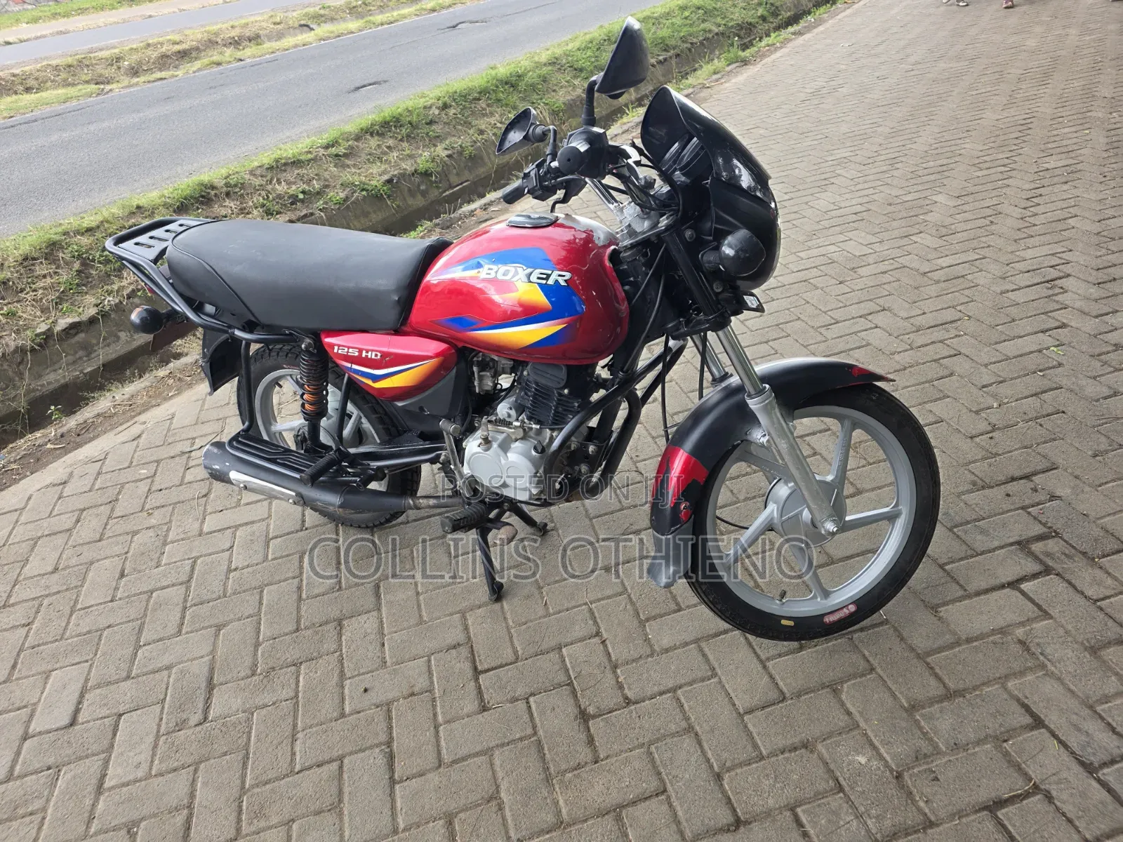 Bajaj Boxer 125 2025 Red