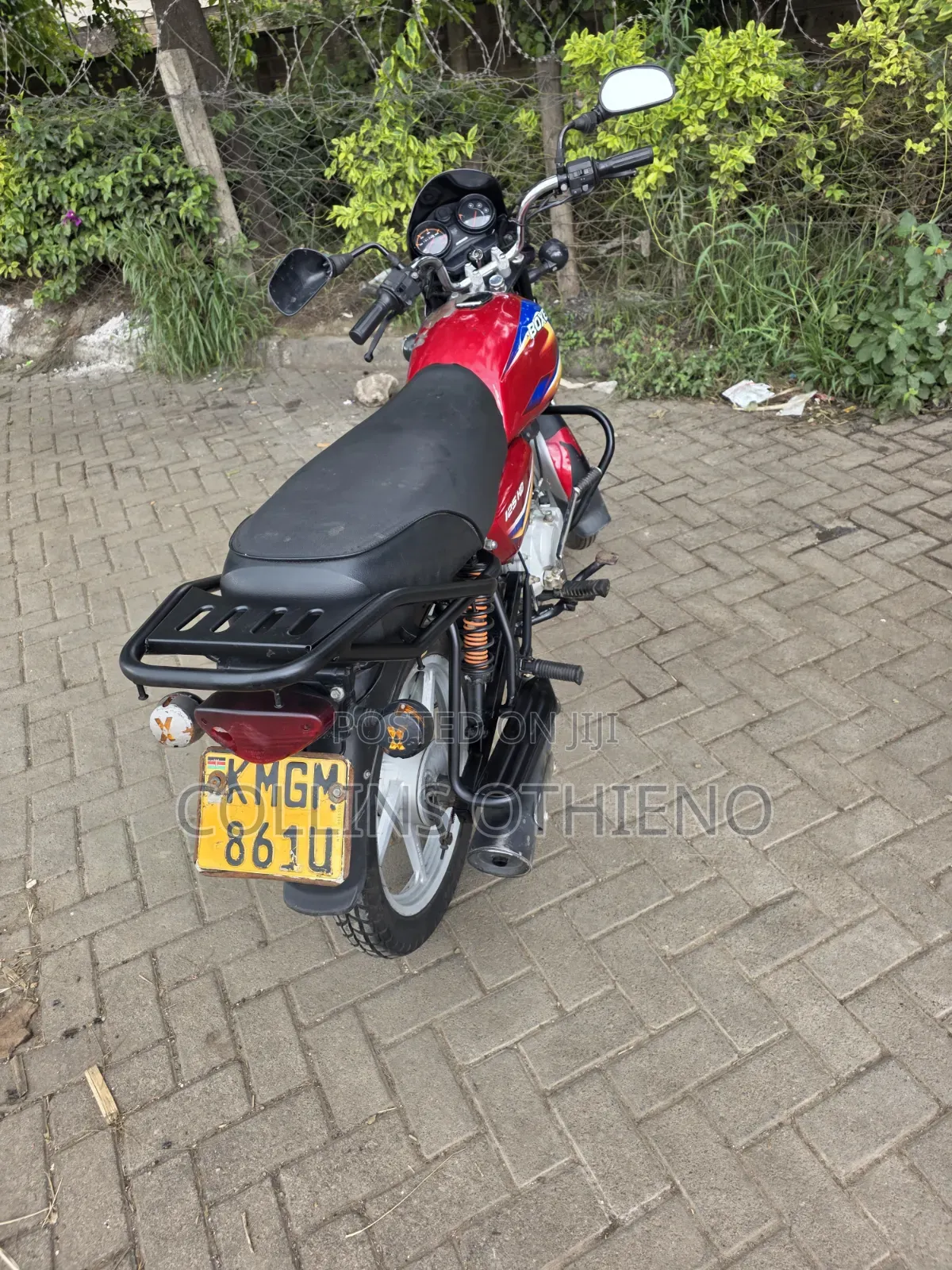 Bajaj Boxer 125 2025 Red