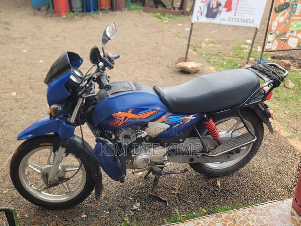 TVS HLX Plus ES 2022 Blue - thumbnail 3