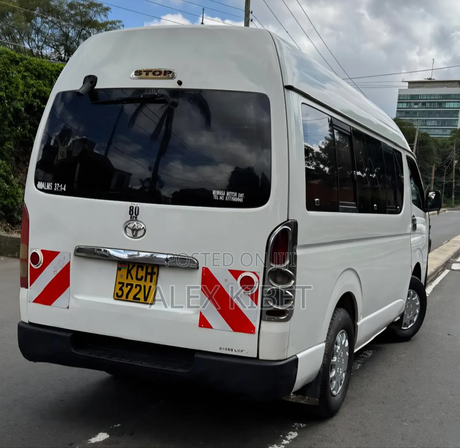 Toyota HiAce 2010 White