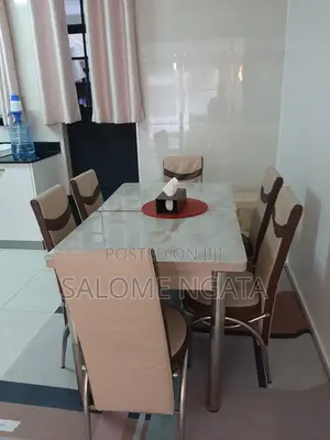 Stylish Dinning Table for Sale
