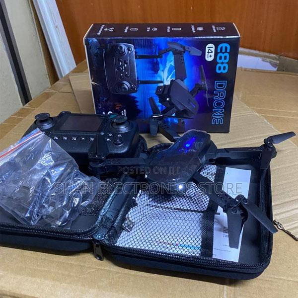 E88 Pro Hd Camera Wideangle Wifi FPV Rc Quadcopter Foldable Drone - main view