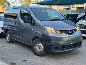 Nissan NV200 2018 Grey