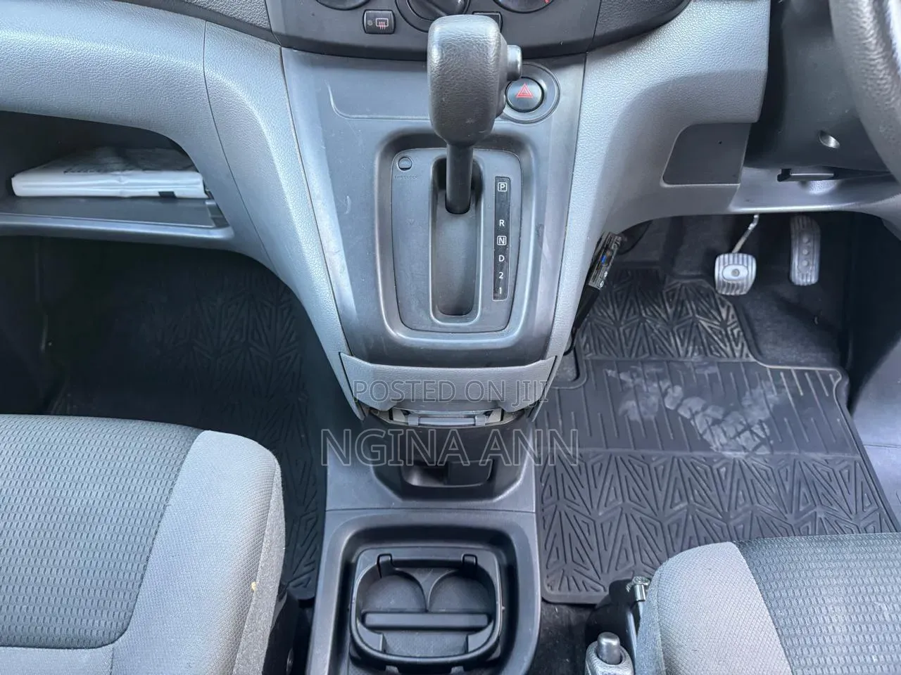 Nissan NV200 2018 Grey