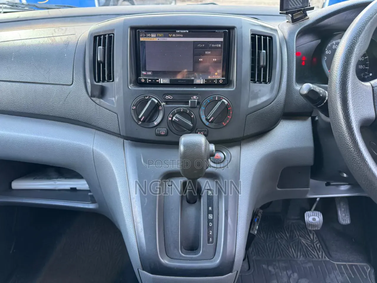 Nissan NV200 2018 Grey