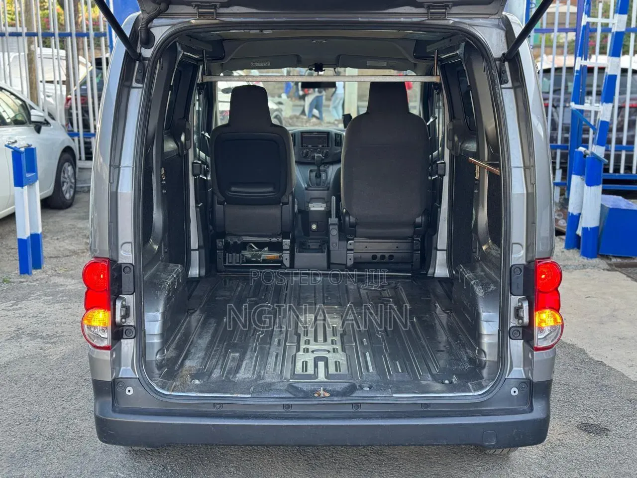 Nissan NV200 2018 Grey