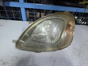 Toyota Vitz 2001 Headlight