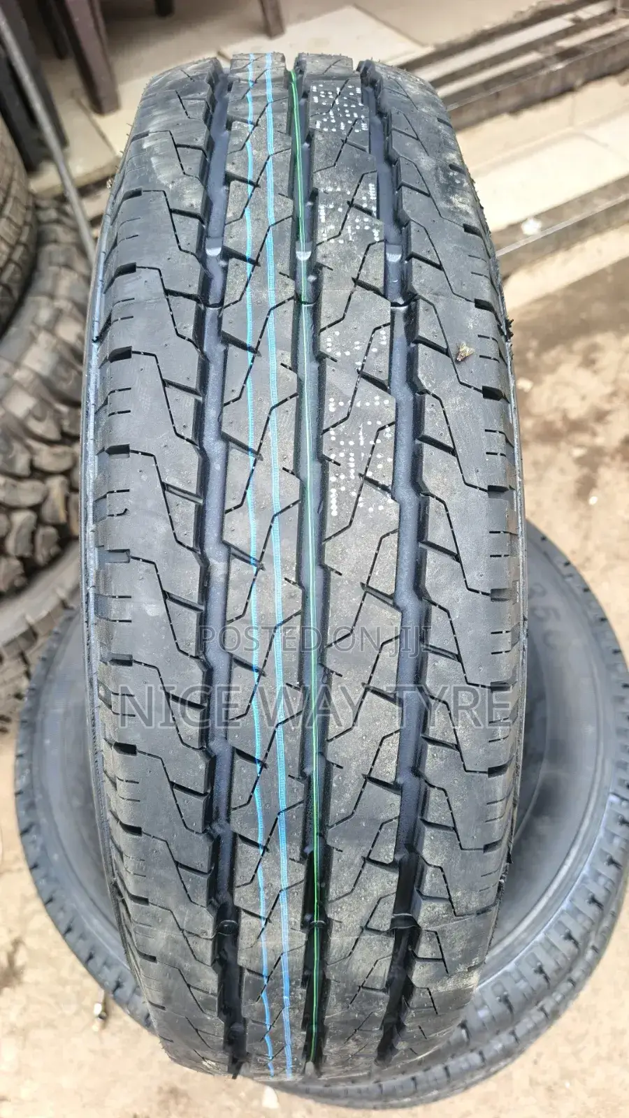 185r14 Comforser Cf350