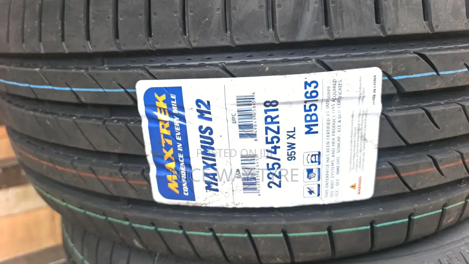 225/45r18 Maxtrek