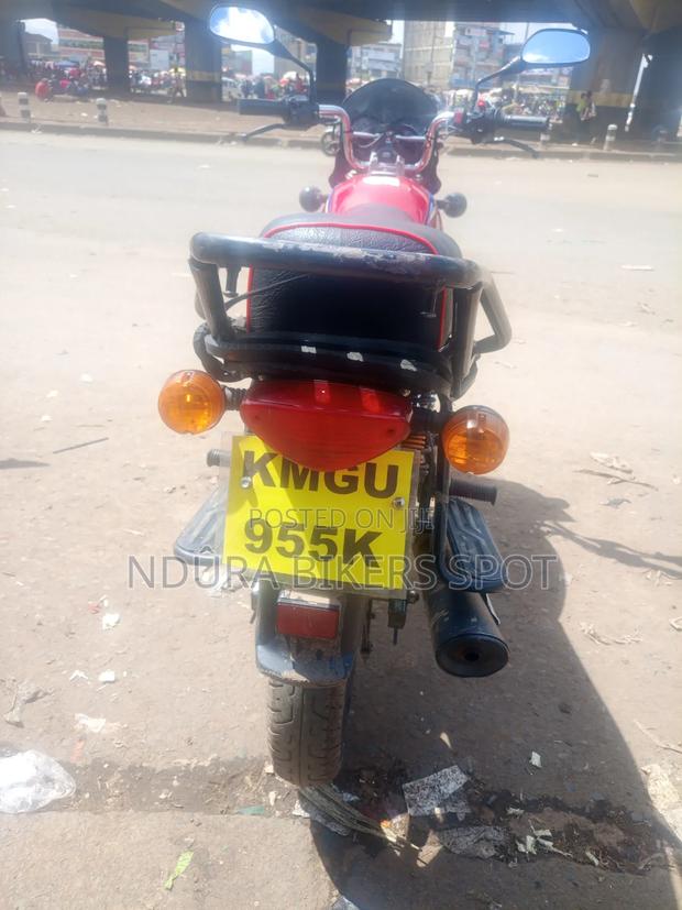 Bajaj Boxer 2026 Red