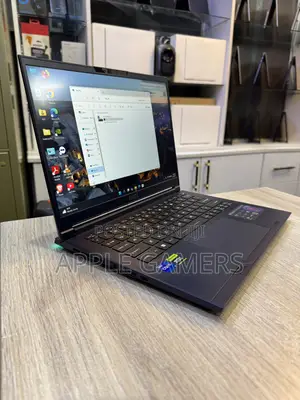 Laptop MSI Stealth 14 Studio A13VF 16GB Intel Core i7 SSD 1T