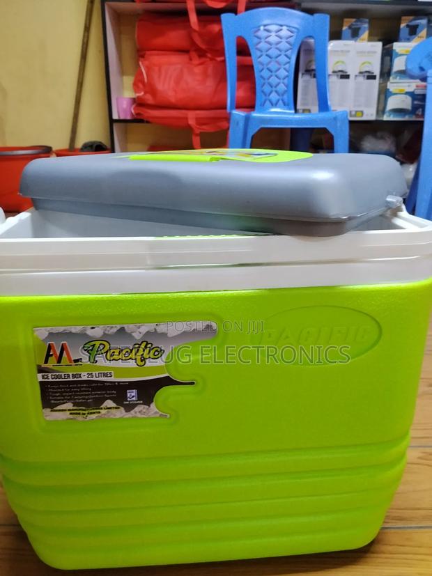 Pacific 25l Cooler Box Today