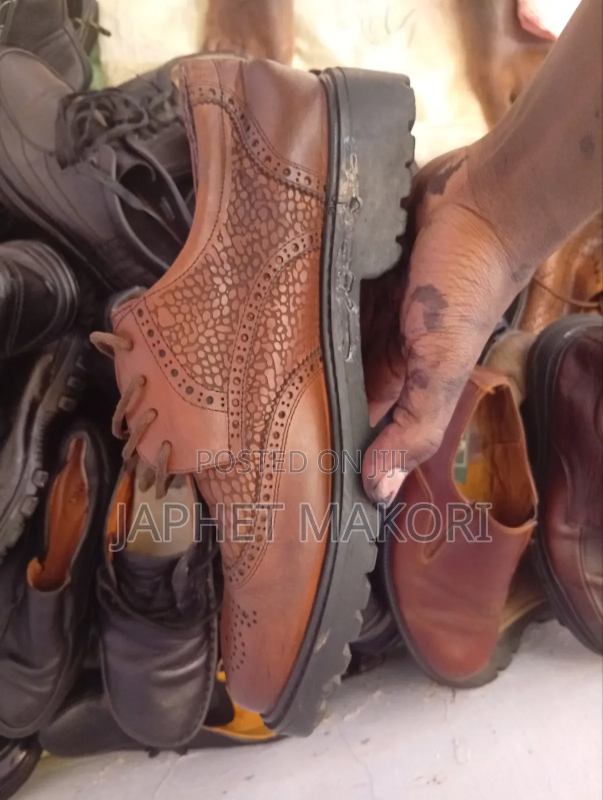 Tan Mtumba Size 45