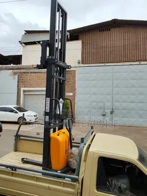 Forklift/ Semi Electric Stacker