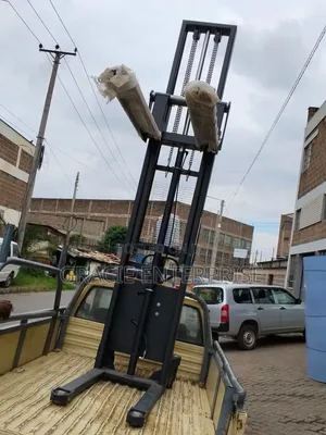 Forklift/ Semi Electric Stacker