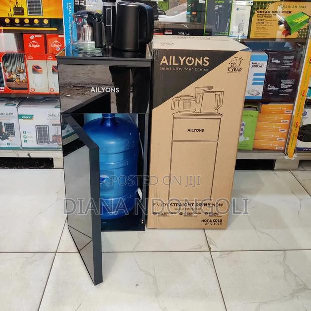 *Ailyons Bottom Load Water*
