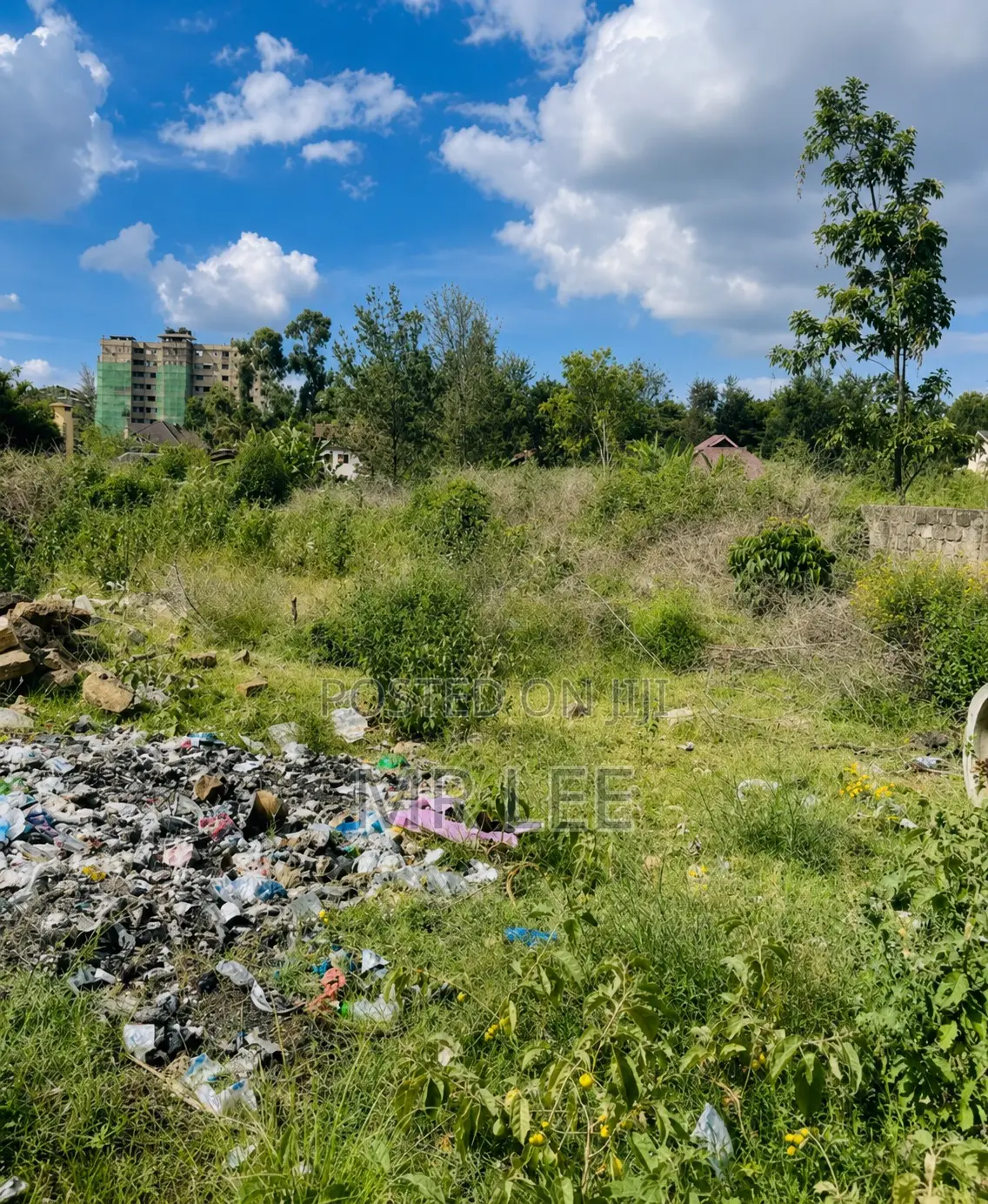 1⁄2 an Acre Land in Roysambu
