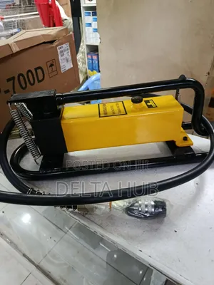 Single Acting Hydraulic Pump