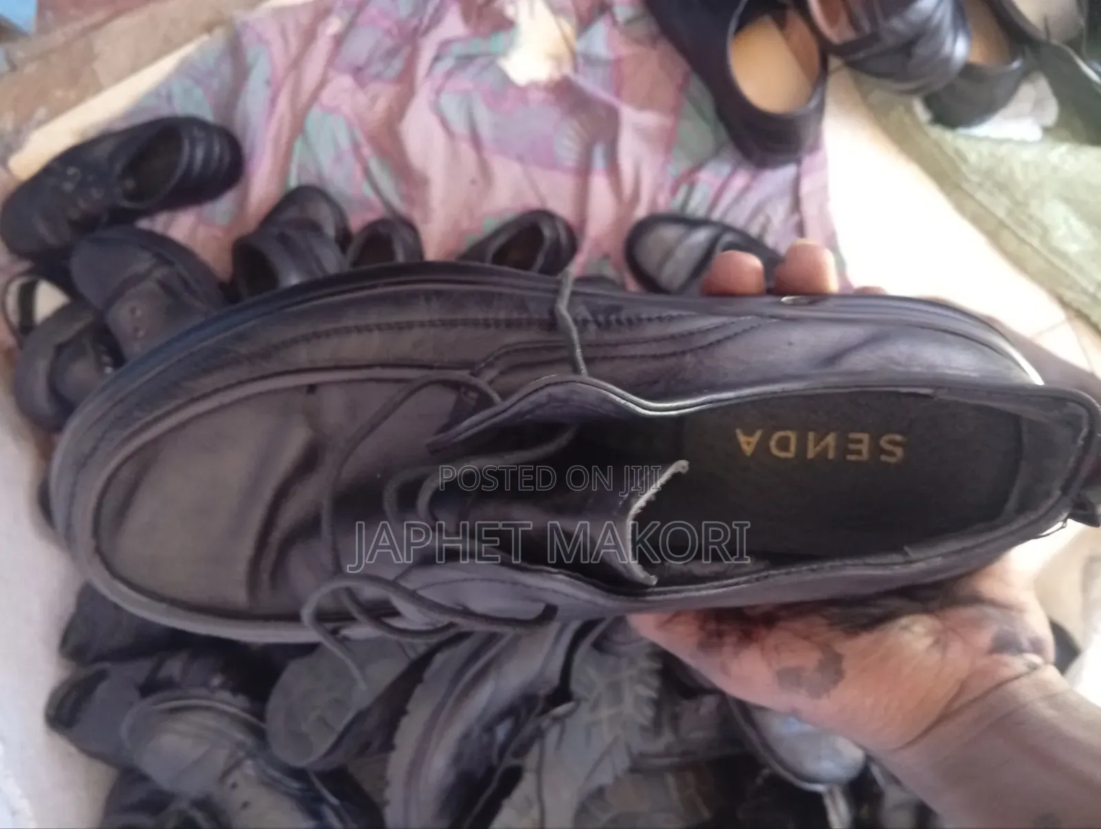 Senda Loafers