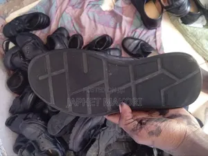 Senda Loafers