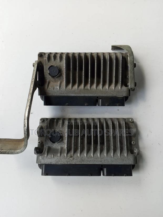 Toyota Noah 2016 Engine Control Unit - thumbnail 2